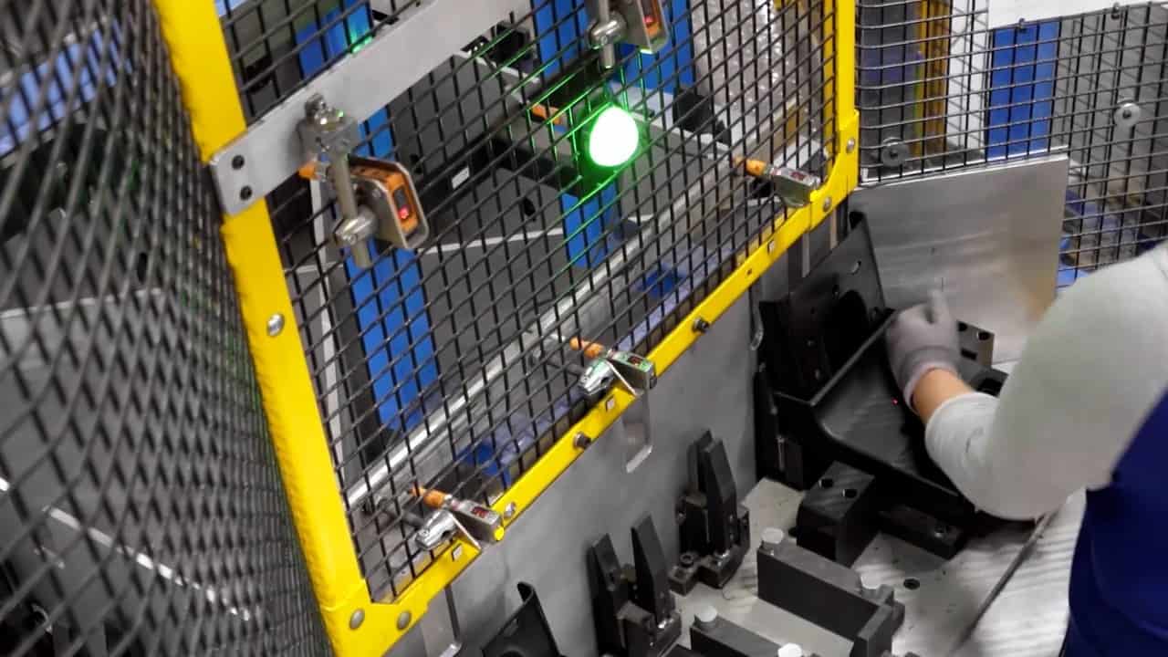 mesa giratoria automatizada para el proceso de montaje