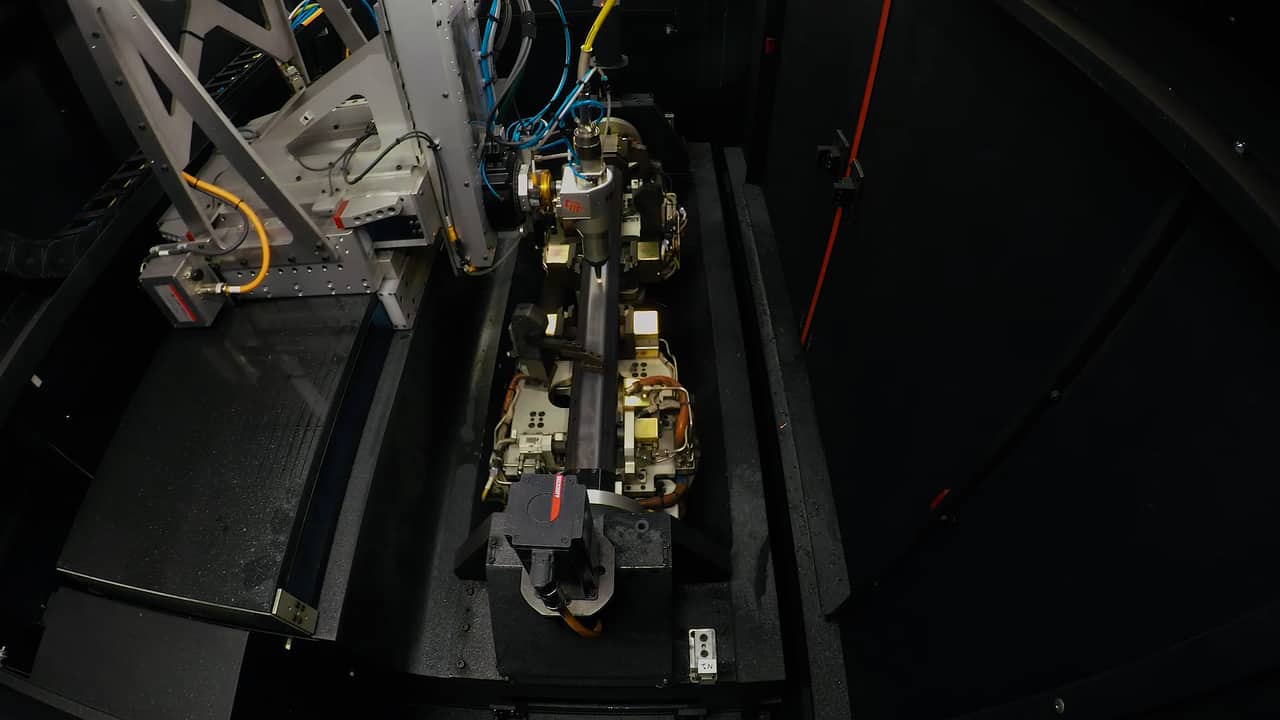 Laser automation cell - inside view